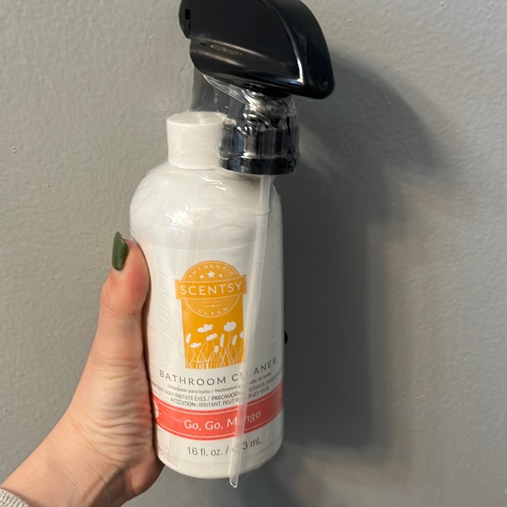 Scentsy bathroom cleaner